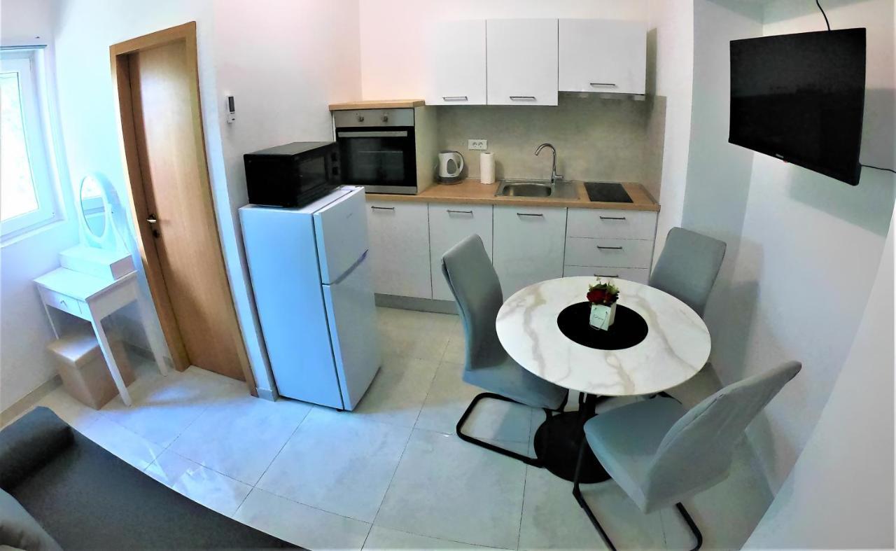 Ražanac Apartman Tina מראה חיצוני תמונה